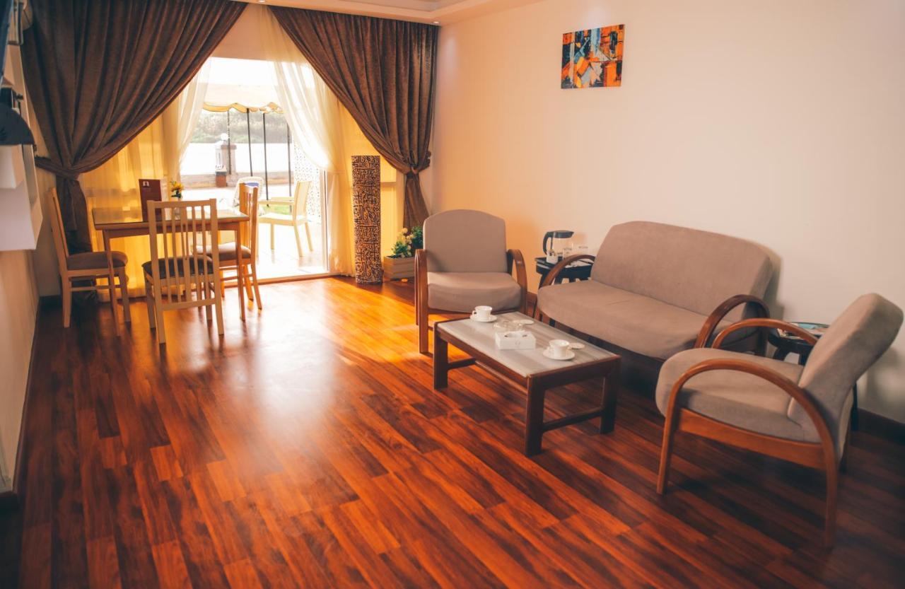 Jewel Maadi Cabins And Club Cairo Ngoại thất bức ảnh