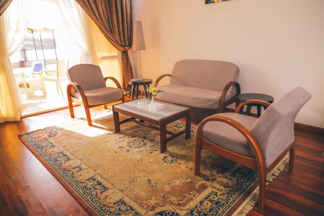Jewel Maadi Cabins And Club Cairo Ngoại thất bức ảnh